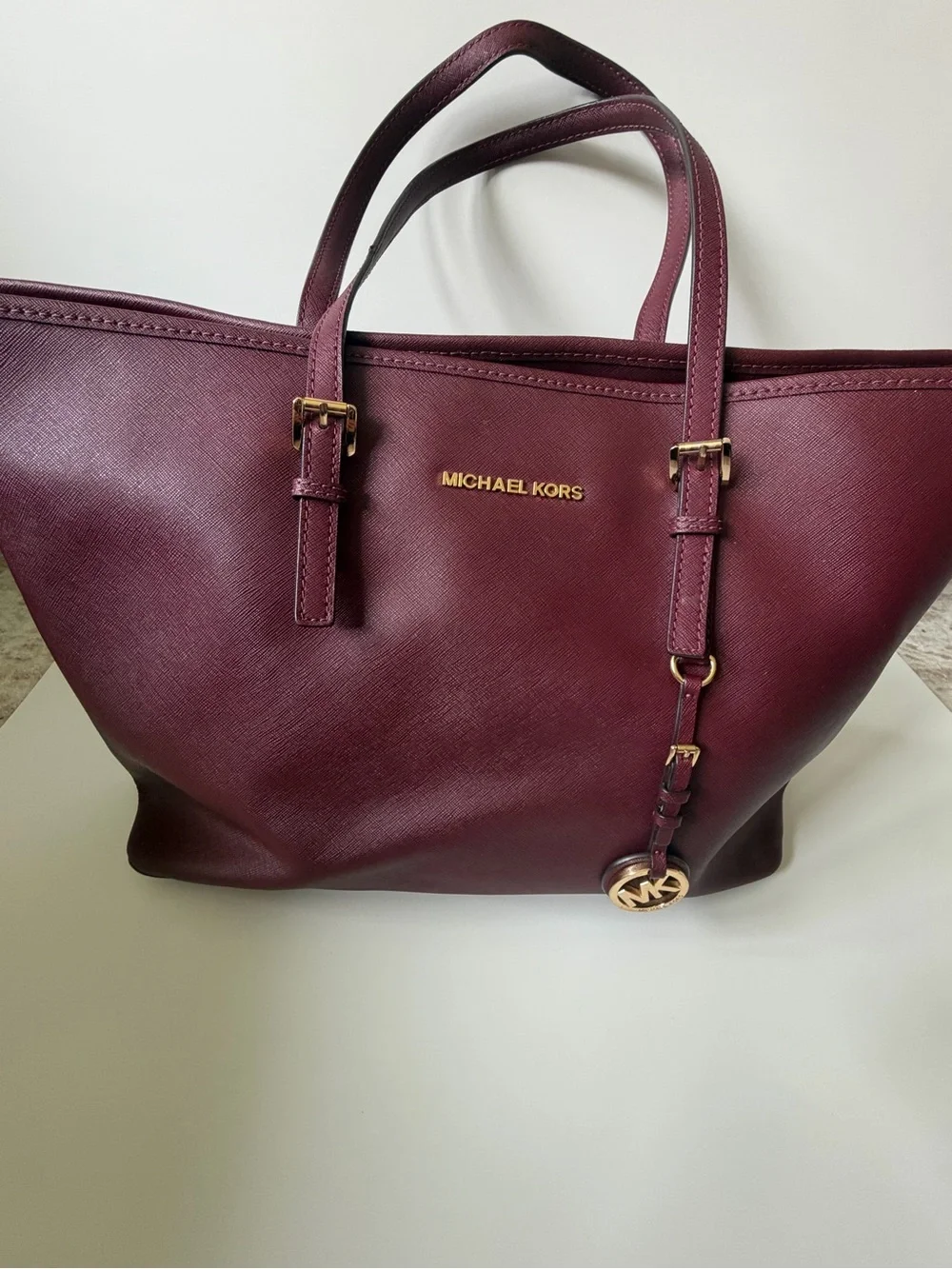 Michael Kors Burgundy Saffiano Leather Jet Set Tote Shoulder Bag - Picture 1 of 7